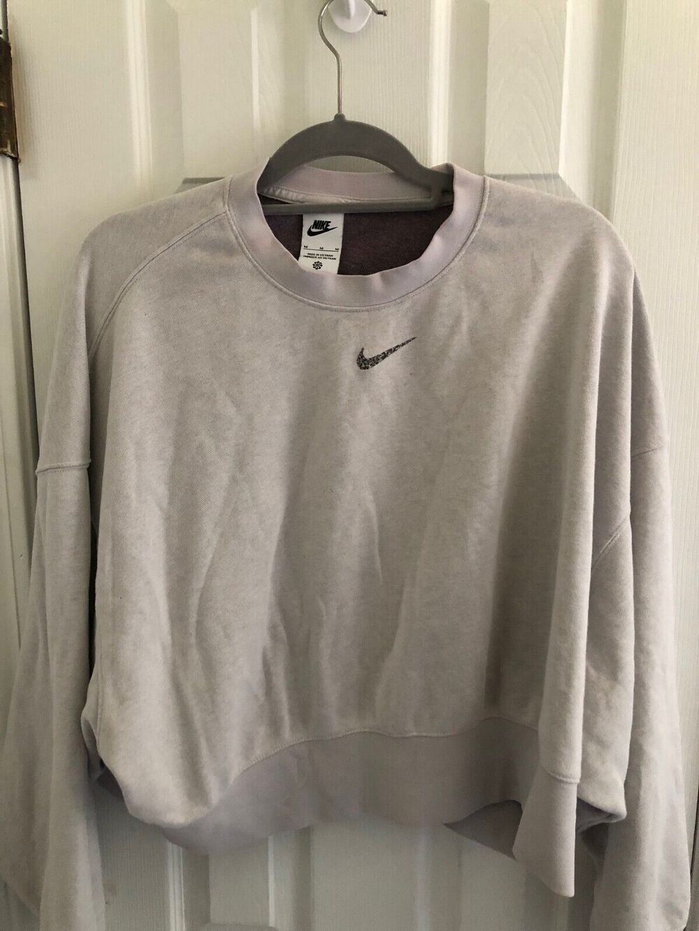 Nike Women's Medium Center Swoosh Classic Light Purple Cropped Rare